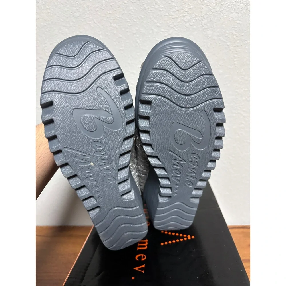 Bernie Mev Hallie Silver Grey Woven Wedge Sandals Size 38 US 7.5-8